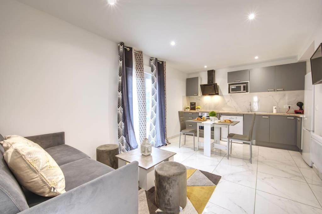 Appartement Appt P2 De 1 A 6 Pers A Rognac Extérieur photo