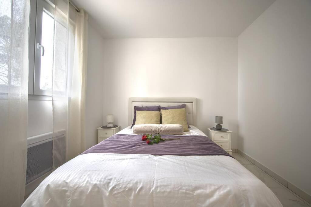 Appartement Appt P2 De 1 A 6 Pers A Rognac Extérieur photo