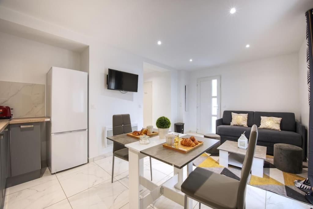 Appartement Appt P2 De 1 A 6 Pers A Rognac Extérieur photo