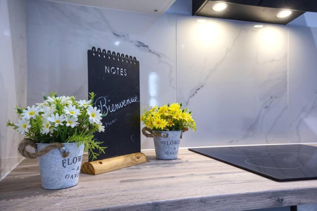 Appartement Appt P2 De 1 A 6 Pers A Rognac Extérieur photo