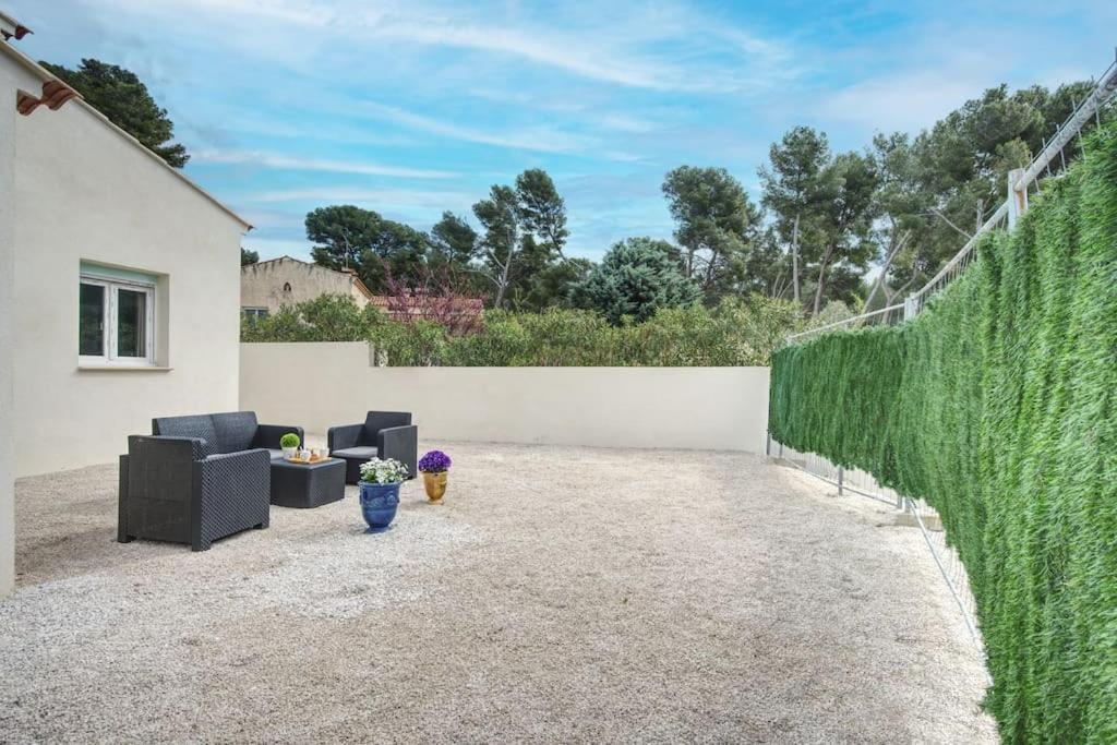 Appartement Appt P2 De 1 A 6 Pers A Rognac Extérieur photo